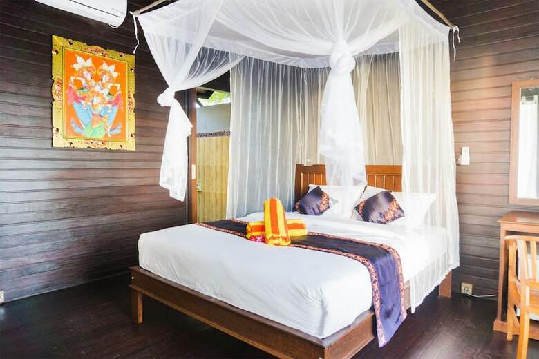 Hotel Sunrise Hut's Lembongan