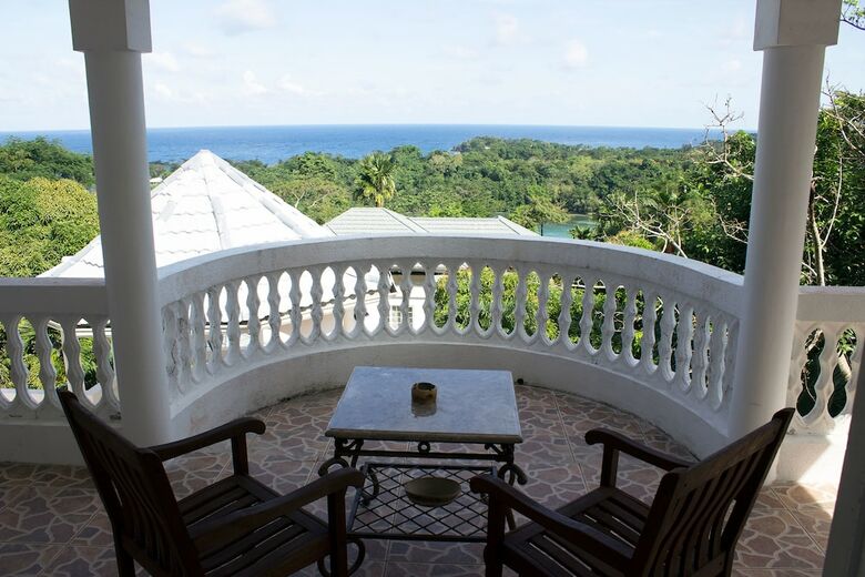 Hotel All Nations Guesthouse