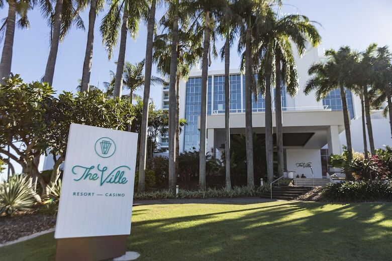 Hotel The Ville Resort - Casino