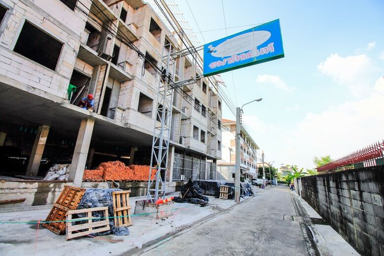 Hotel Oyo 405 Ruan Plaisoi Apartment