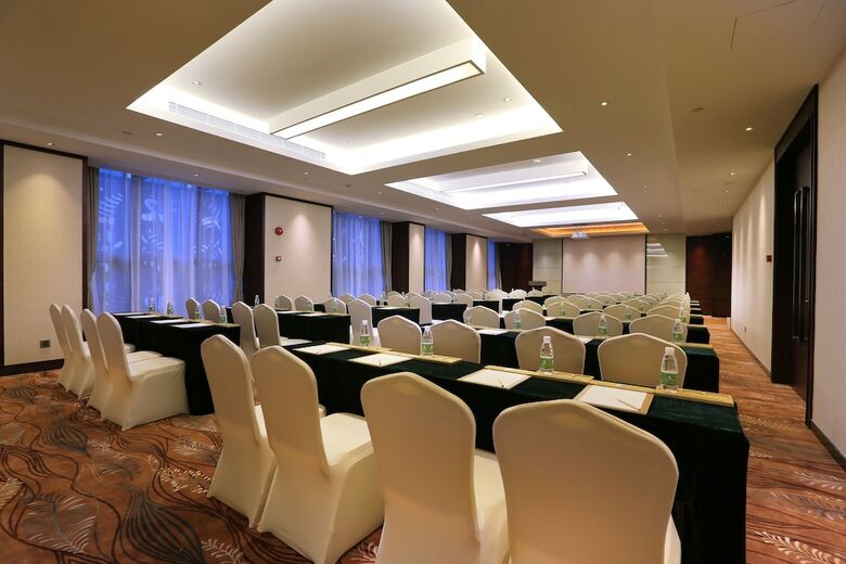 Relaxed Season Hotel Shenzhen Dongmen Branch