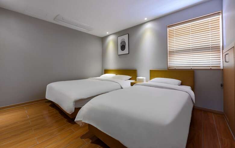 La Terrace Club Hotel & Villa