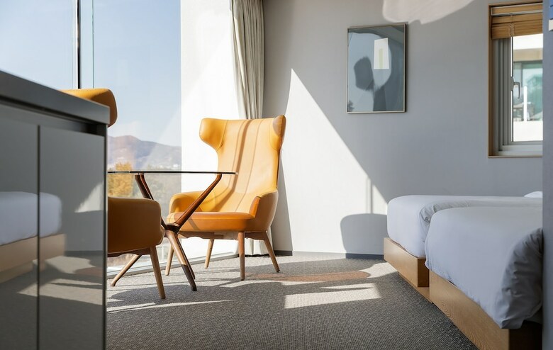 La Terrace Club Hotel & Villa