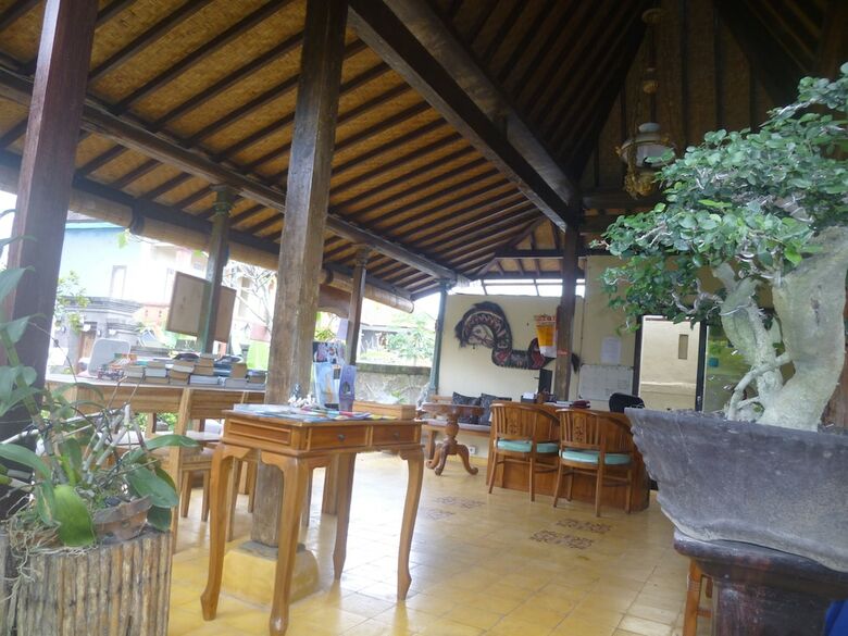 Hotel Joglo Taman Sari Villa