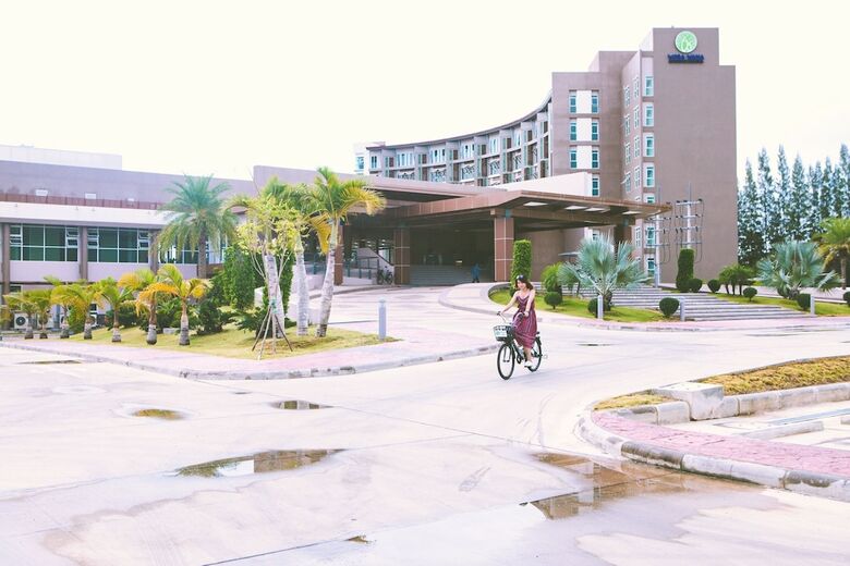 Wora Wana Hua Hin Hotel & Convention