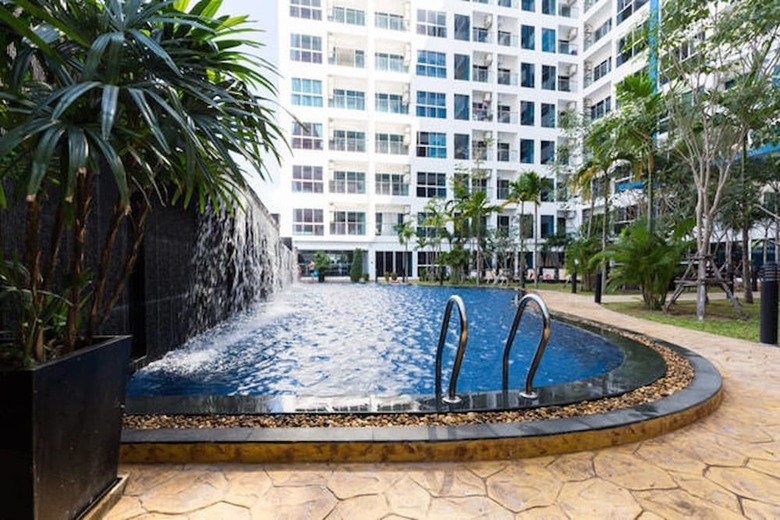 Apartamentos Nam Talay Jomtien Beach