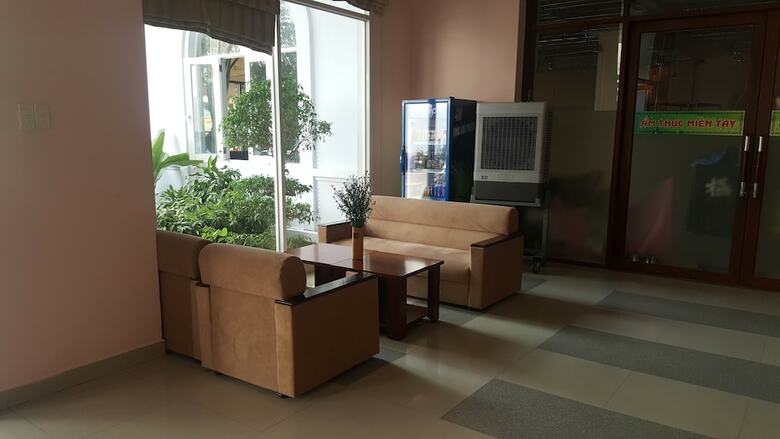 Hotel 175