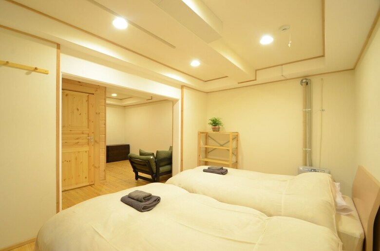 Phoenix Chalets