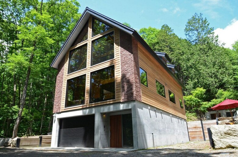 Phoenix Chalets