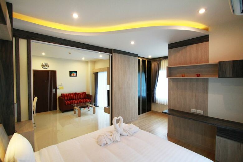 The Contrast I Hotel