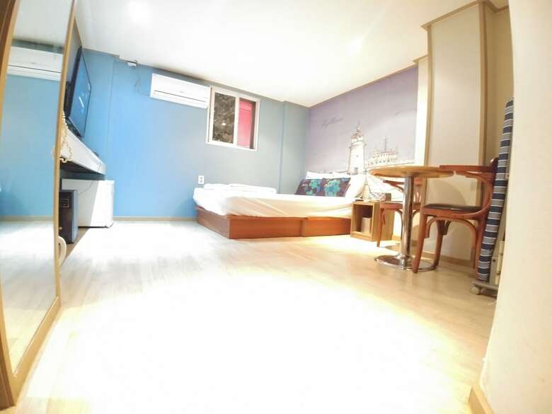 Hotel A Motel