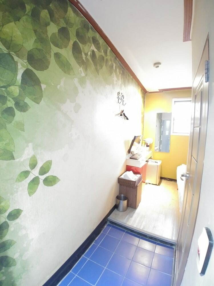 Hotel A Motel