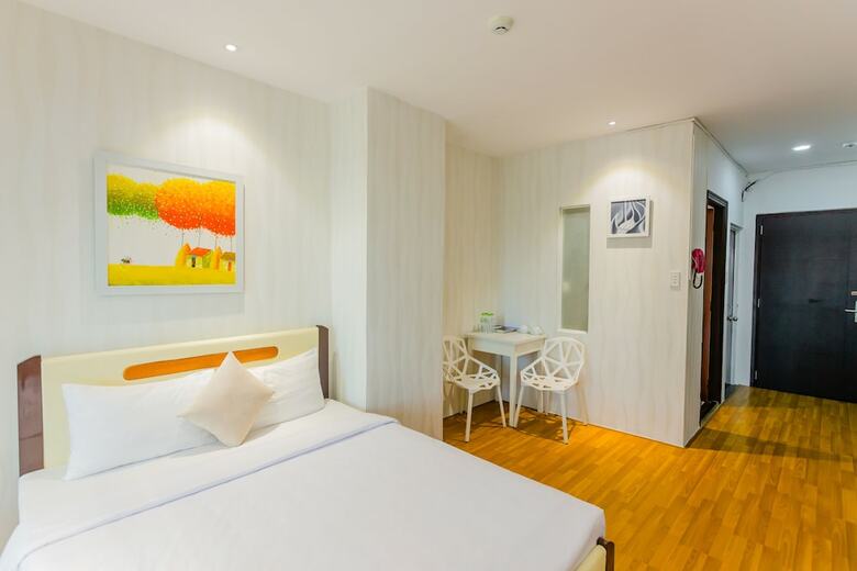 Aparthotel Homestay The Void