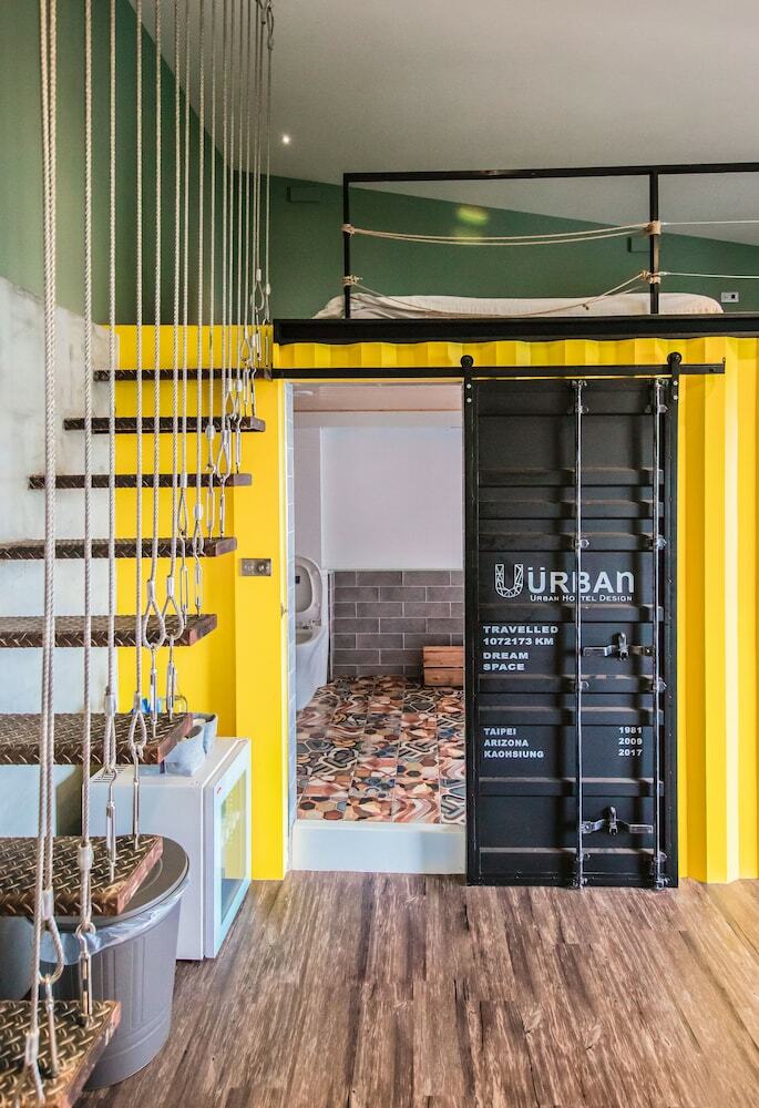 Hotel Urban