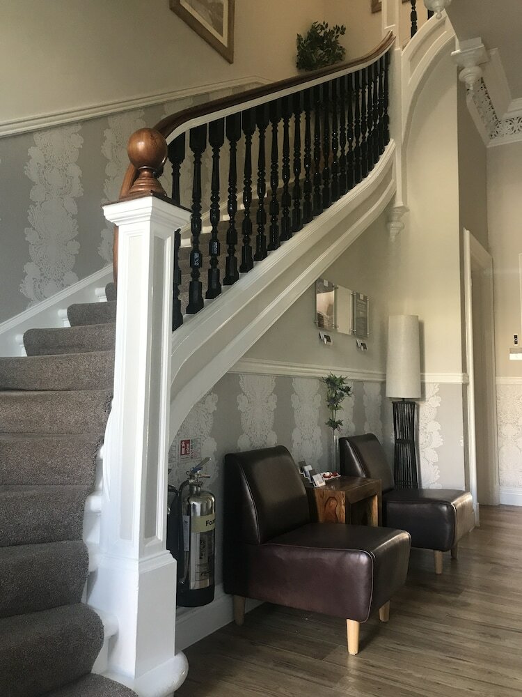Hotel 18 Craigmillar Park Guest House
