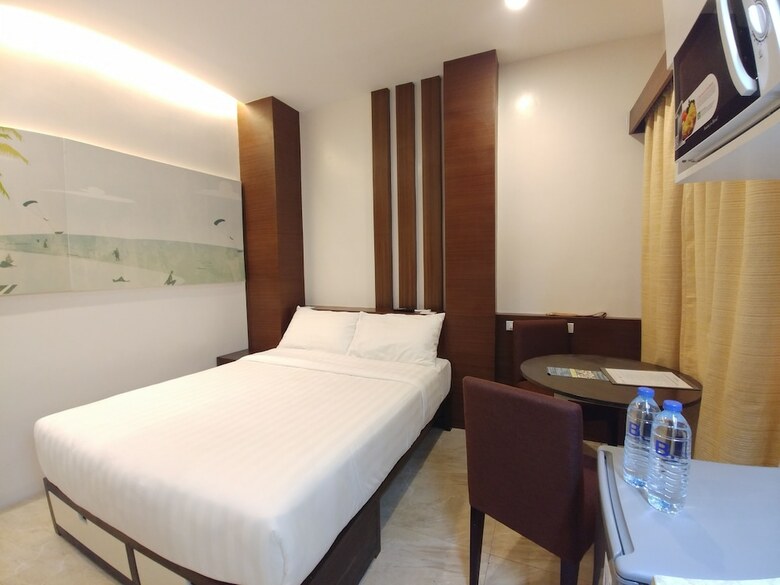 Hotel Bed+bath Serviced Suites