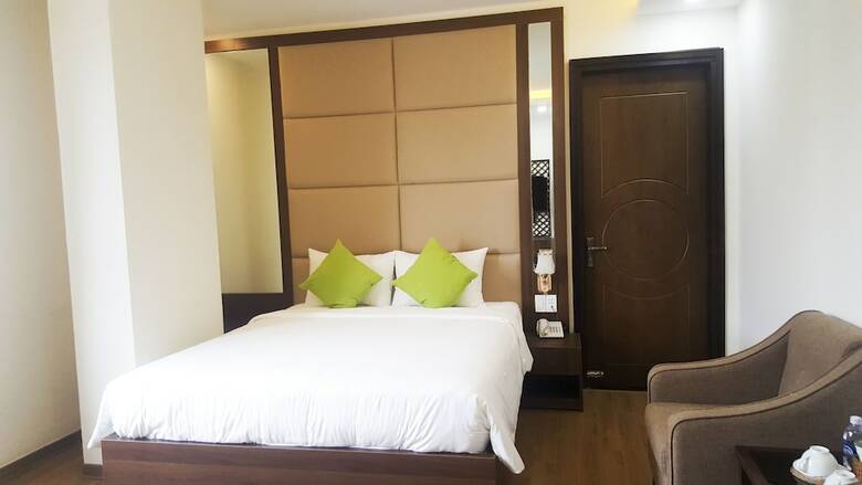 Pariat Hotel