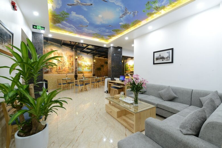 Blue Hanoi Inn City Hotel