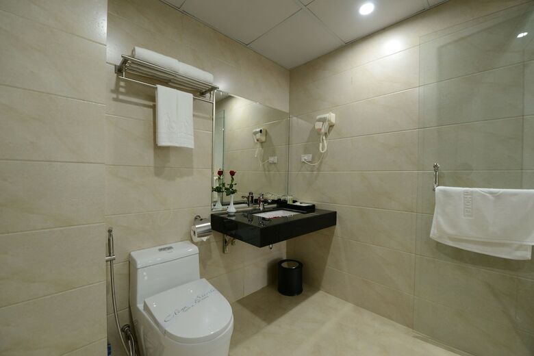 Blue Hanoi Inn City Hotel