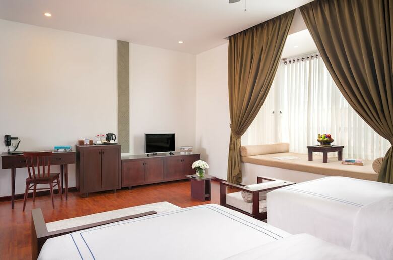Hotel The Embassy Angkor Resort & Spa