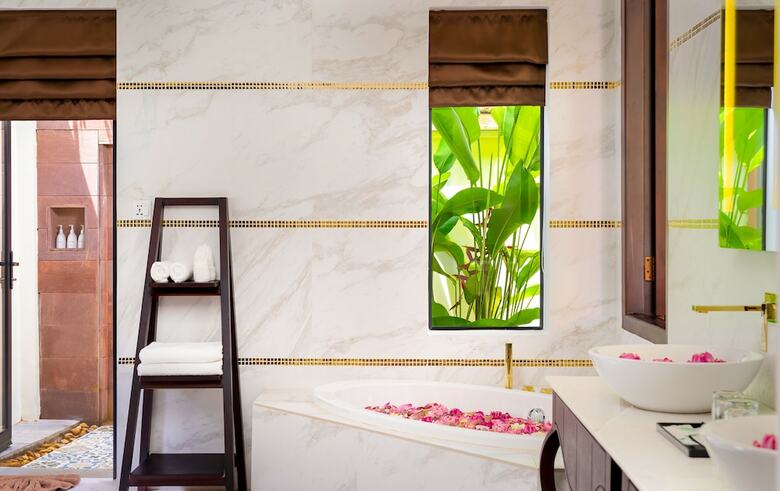 Hotel The Embassy Angkor Resort & Spa