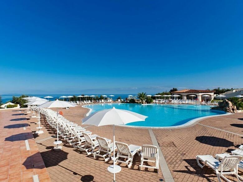 Posada Golfo Dell'asinara La Plage Noire Resort