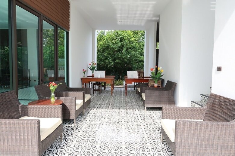 Hotel Bora Bora Villa Phuket