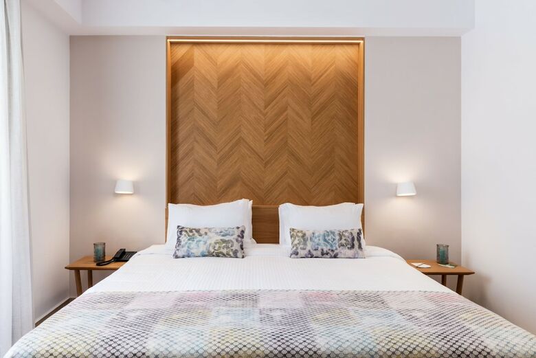 Hotel Avra Apartments Venetian Harbour