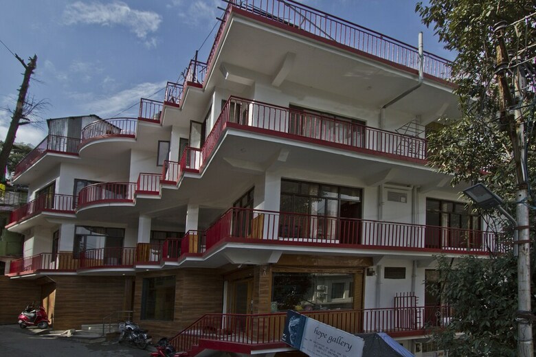 Oyo 8455 Hotel Akash