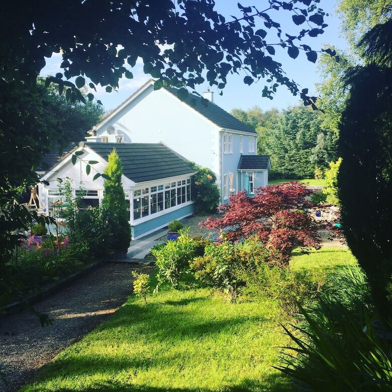 Five Oaks Bed & Breakfast