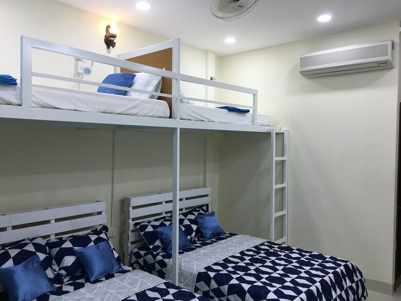 Hostal The Luci's House - Hostel