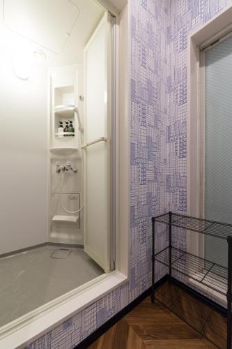 Hostal Hop Step Inn - Hostel