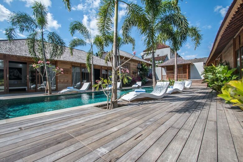 Secret River Villa