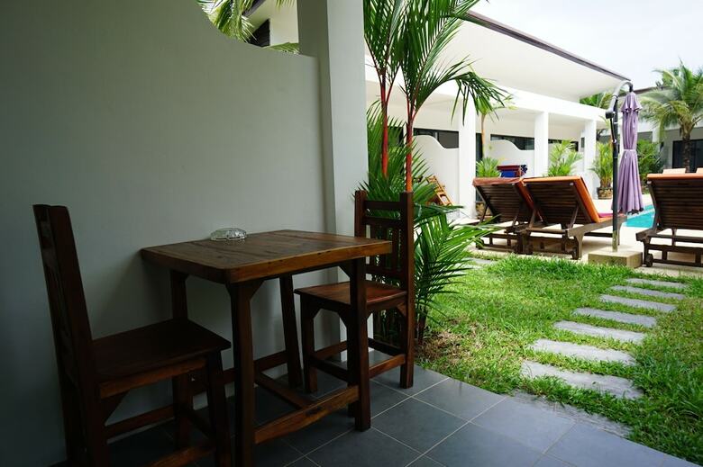 Hotel Lotus Bleu Resort & Restaurant