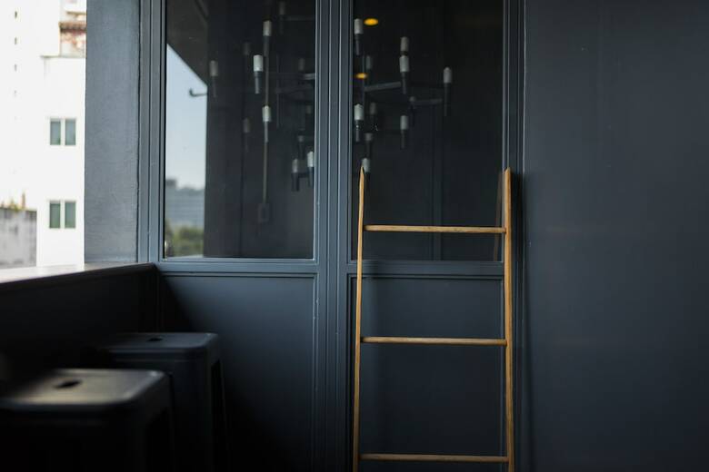 Iron32 Hotel