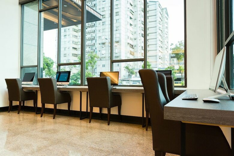 V-hotel Vacation Hotel