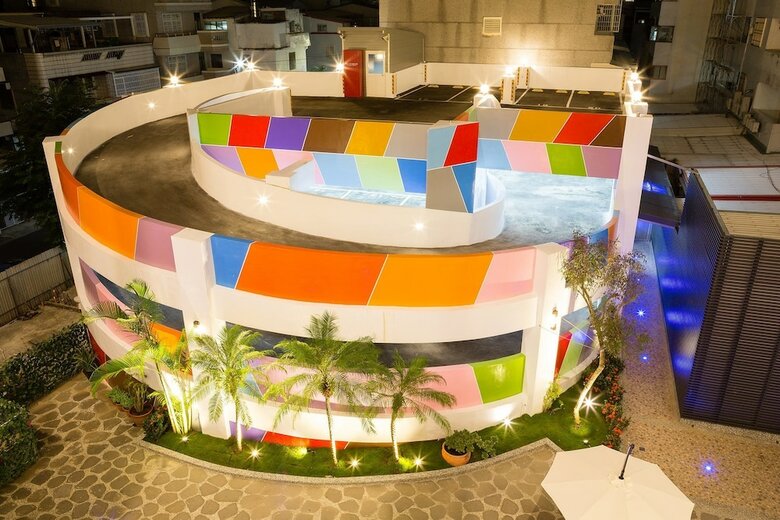 V-hotel Vacation Hotel