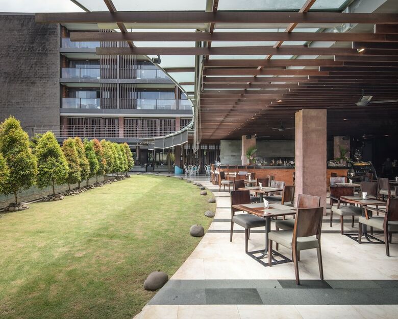 Suites By Watermark Hotel And Spa Bali