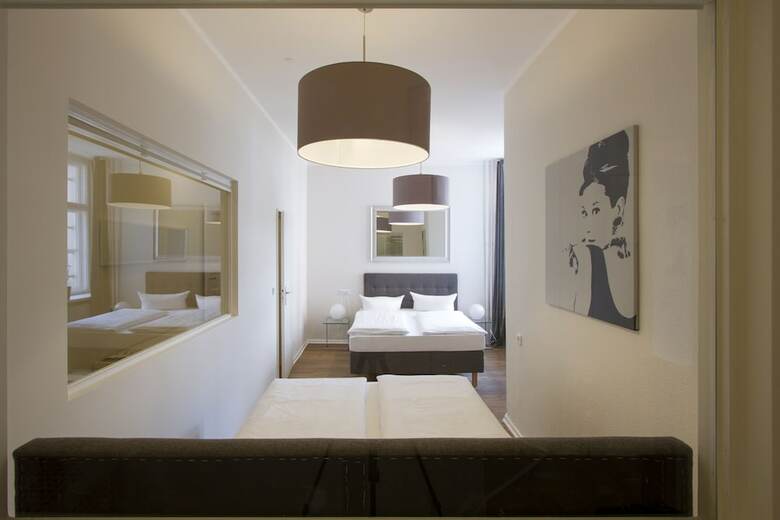Primeflats - Huge Apartment At Gasometer 17