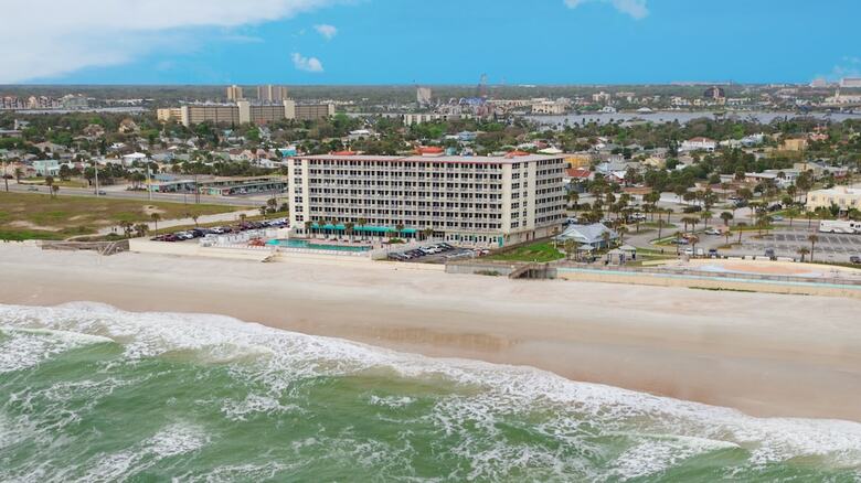 Harbour Beach Oceanfront Resort