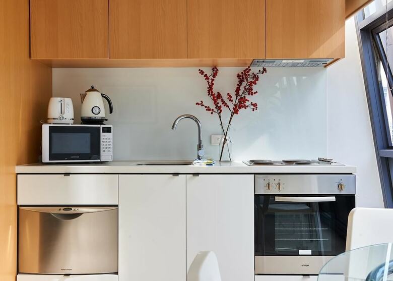 Luxury River Views Apartment