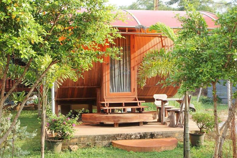 Hotel Ton-aor On The Beach Resort & Restaurant