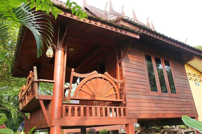 Hotel Ton-aor On The Beach Resort & Restaurant