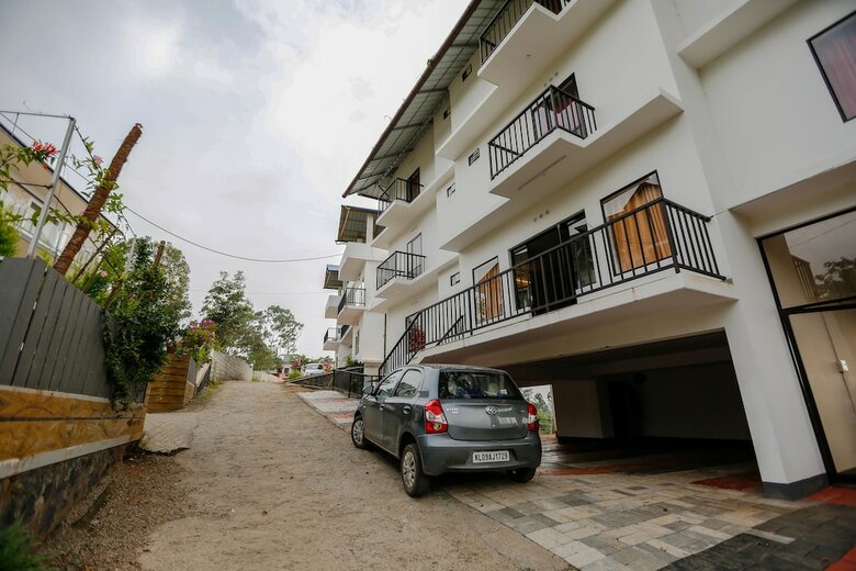 Hotel Oyo 7244 Diamond Hills Resort
