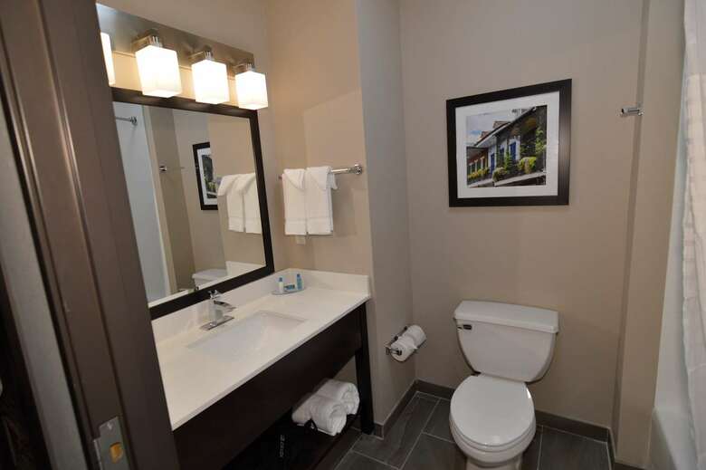 Best Western False River Hotel