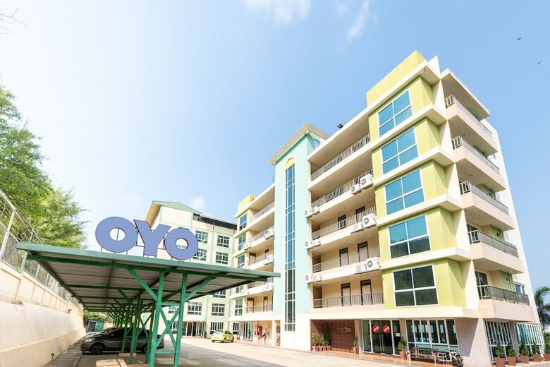 Aparthotel Oyo 555 Chateau Vista
