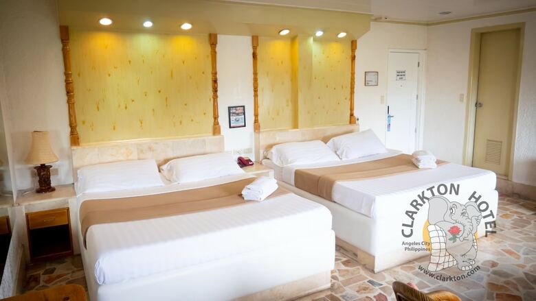 Clarkton Hotel
