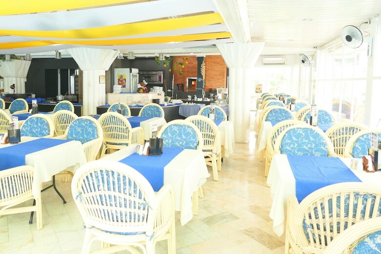 Clarkton Hotel