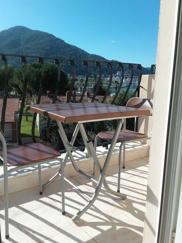 Hotel Cicek Otel & Apartments