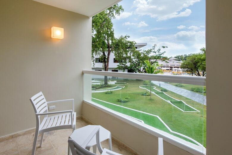 Hotel Emotions By Hodelpa - Playa Dorada